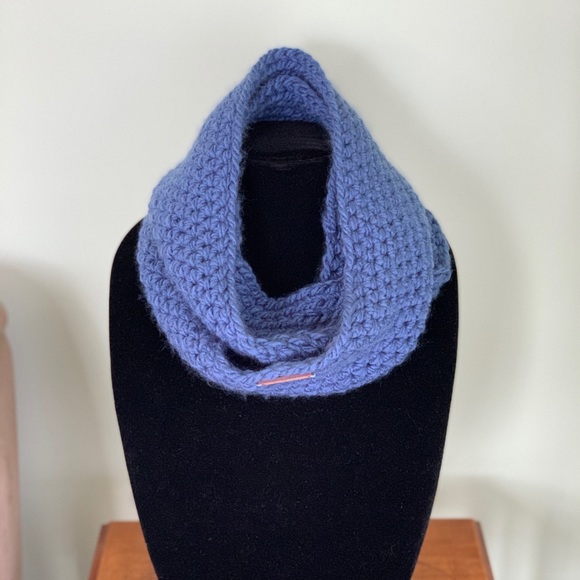 Handmade Infinity Scarf - Picture 2 of 3